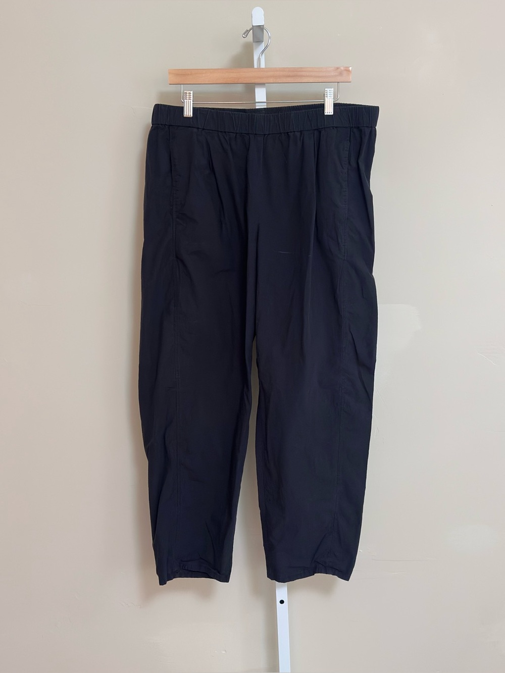 Eileen Fisher Large Black Organic Cotton Pull On Crop Pants Minimalist